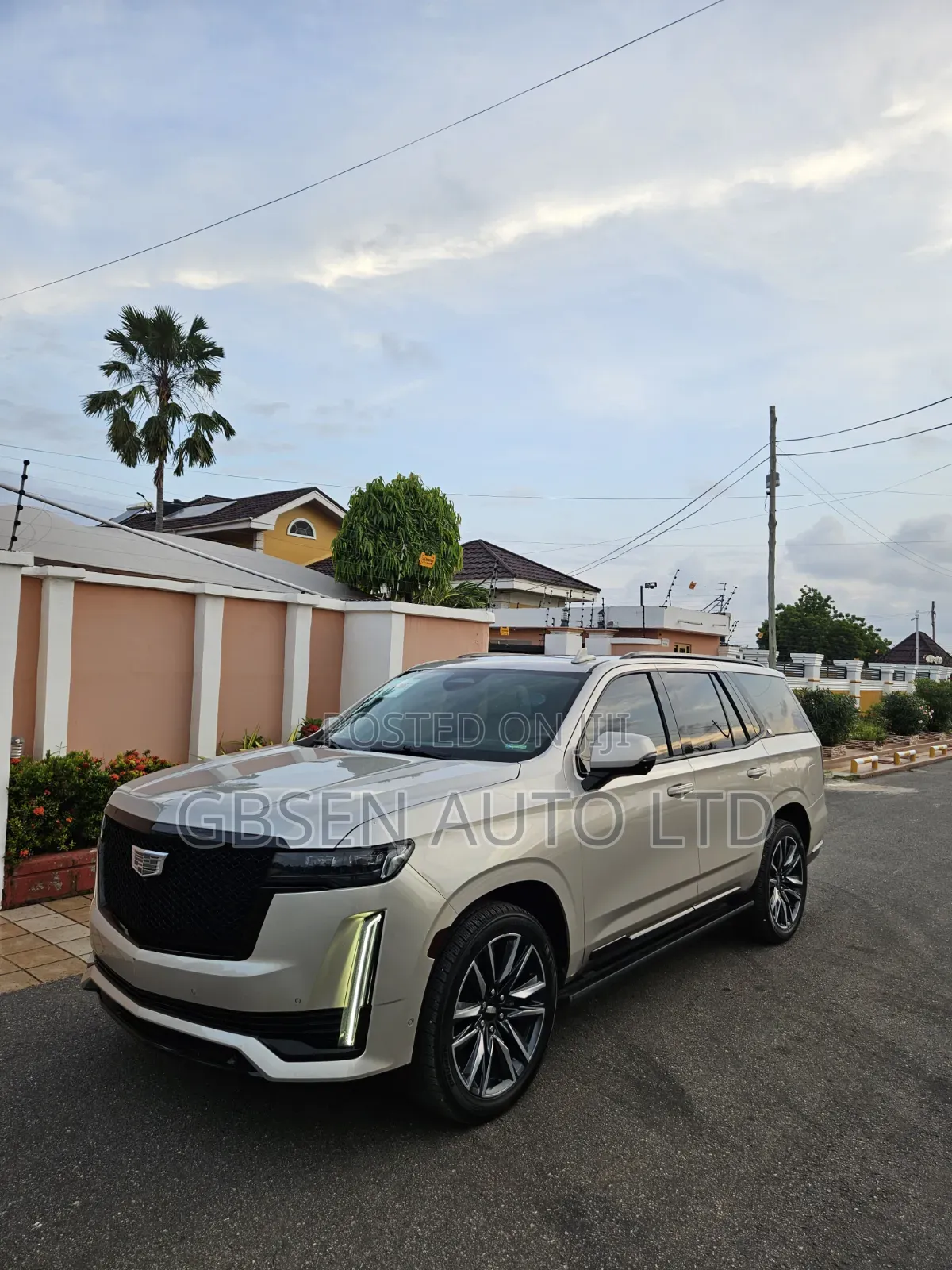 Cadillac Escalade 2021 Gold