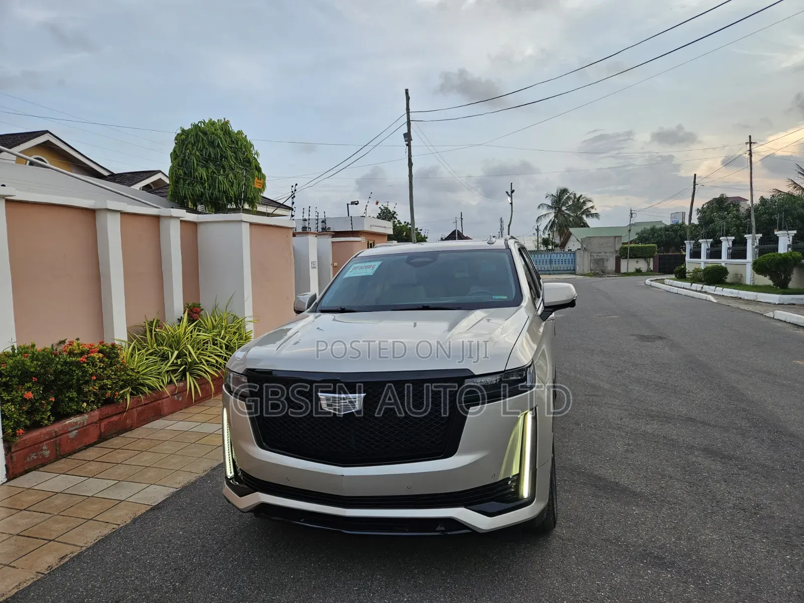 Cadillac Escalade 2021 Gold
