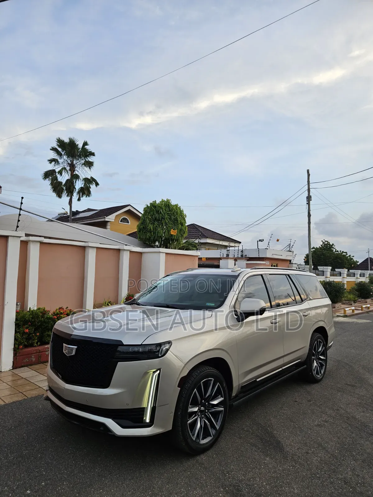 Cadillac Escalade 2021 Gold