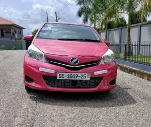 Toyota Vitz 1.0 FWD 5dr 2013 Pink