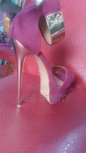 Burgundy Pointy Plat Form Heel