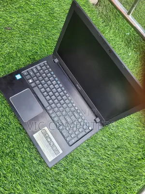 Laptop Acer Aspire E15 6GB Intel Core i3 HDD+SSD 1T
