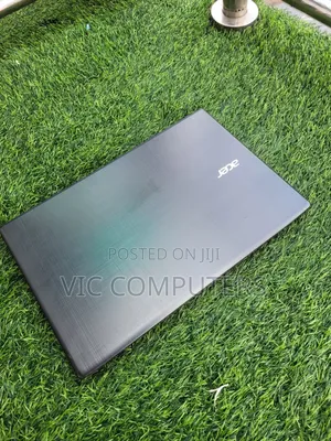 Laptop Acer Aspire E15 6GB Intel Core i3 HDD+SSD 1T