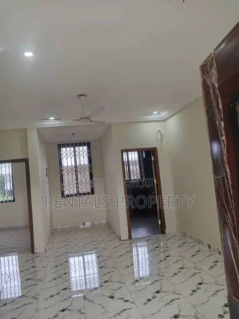2bdrm Block of Flats in Amrahia for rent