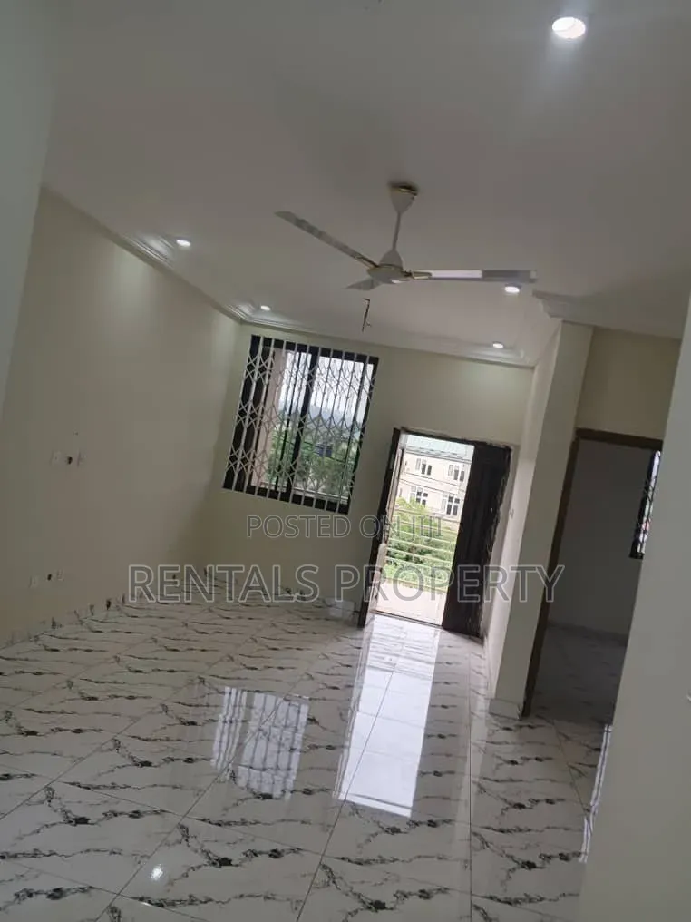 2bdrm Block of Flats in Amrahia for rent