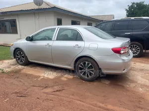Toyota Corolla LE Special Edition 4dr Sedan (1.8L 4cyl 4A) 2013 Silver