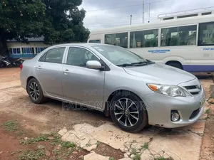 Toyota Corolla LE Special Edition 4dr Sedan (1.8L 4cyl 4A) 2013 Silver