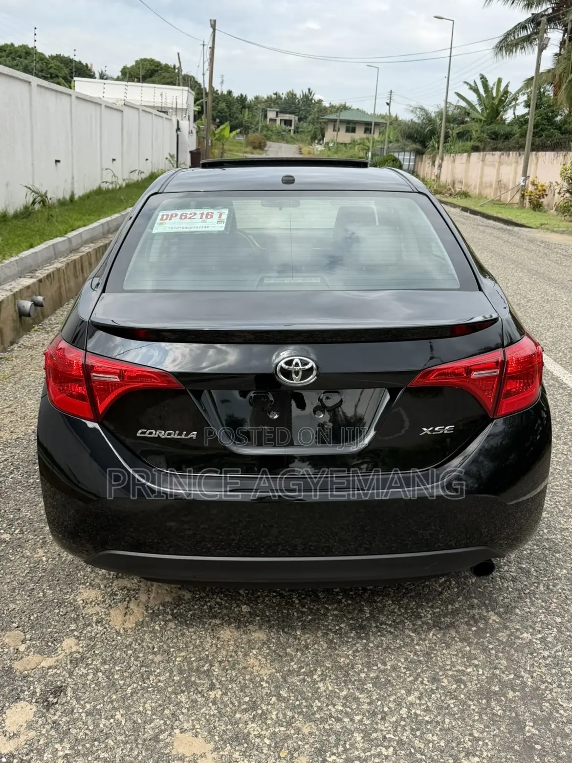 Toyota Corolla XSE 4dr Sedan (1.8L 4cyl CVT) 2017 Black