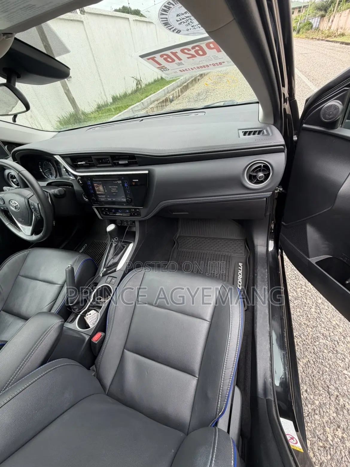 Toyota Corolla XSE 4dr Sedan (1.8L 4cyl CVT) 2017 Black