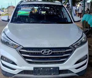 Hyundai Tucson Eco FWD 2017 White