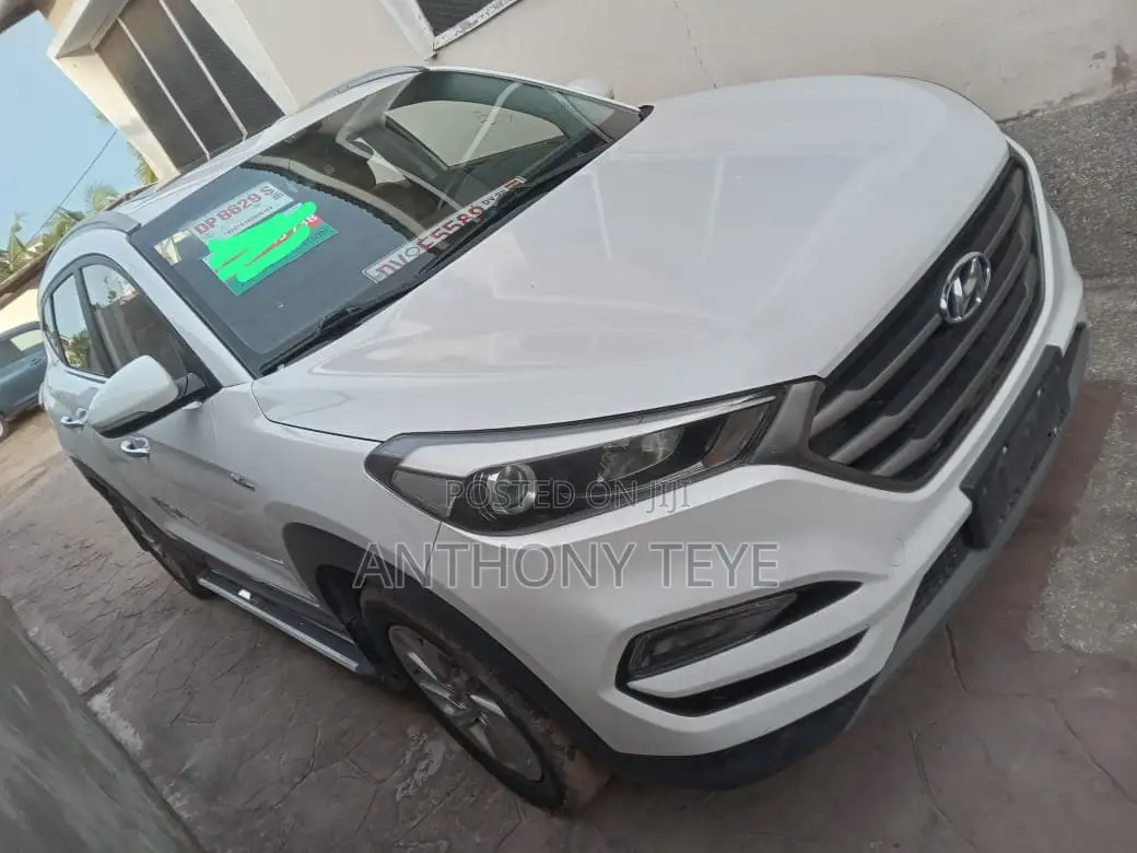 Hyundai Tucson Eco FWD 2017 White