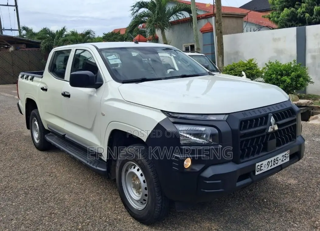 Mitsubishi L200 2024 White