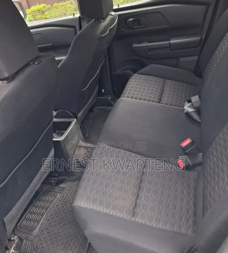 Mitsubishi L200 2024 White