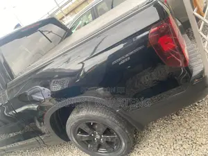 Honda Ridgeline Black Edition AWD Crew Cab 125.2 in. WB 2018 Black