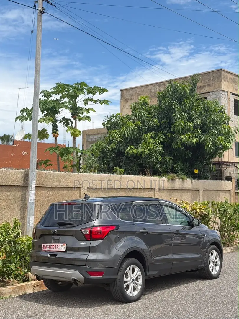 Ford Escape S FWD 2019 Gray