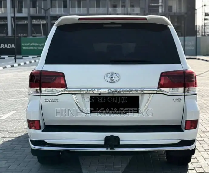 Toyota Land Cruiser 4.5 V8 TD 2019 White