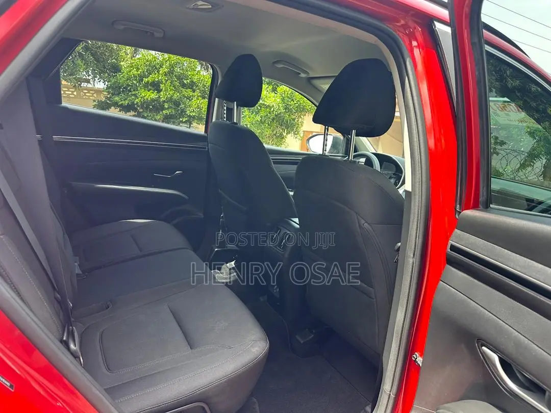 Hyundai Tucson 2022 Red