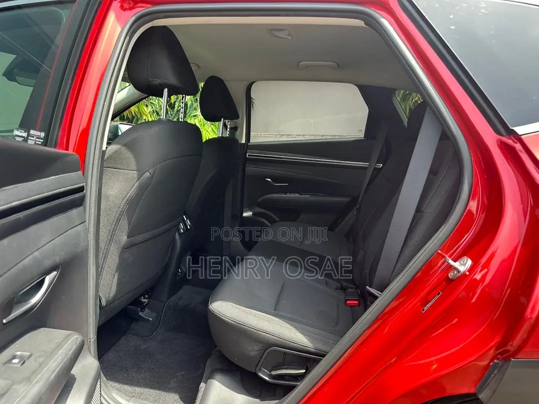 Hyundai Tucson 2022 Red