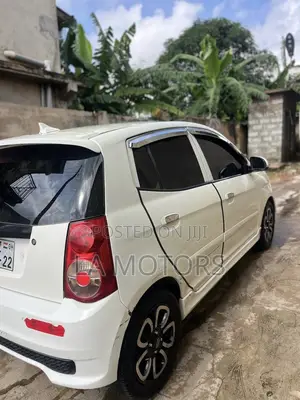 Kia Morning 2011 White