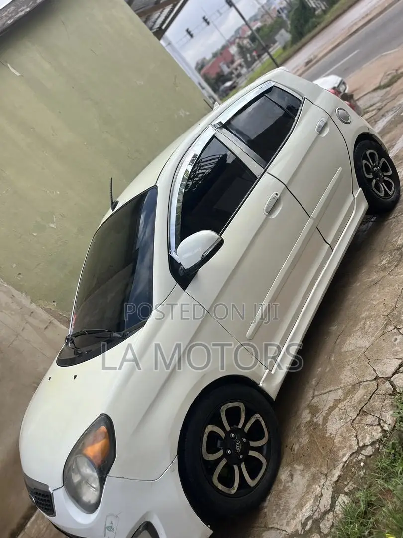 Kia Morning 2011 White