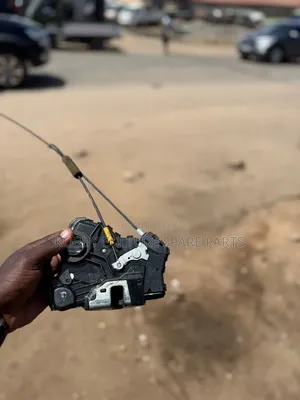 Original Brand New Toyota Corolla Door Locks Available for All Cars