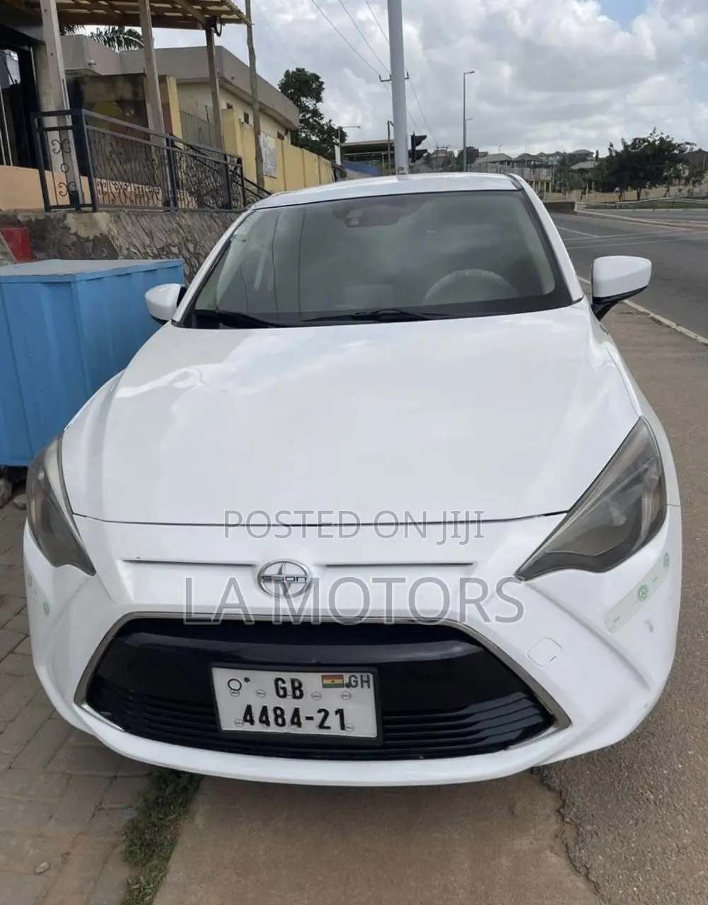 Toyota Yaris iA 1.5 FWD 2017 White