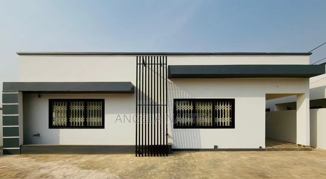 3bdrm House in Baatsonaa Spintex, Accra Metropolitan for sale