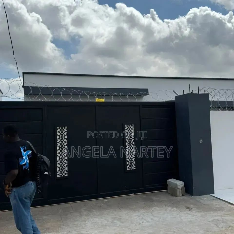 3bdrm House in Baatsonaa Spintex, Accra Metropolitan for sale