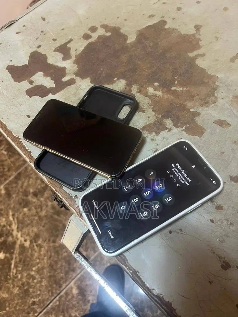 Apple iPhone XS 64 GB Gold