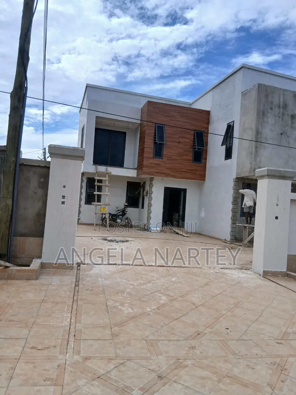 4bdrm House in Sakumono Estates for sale