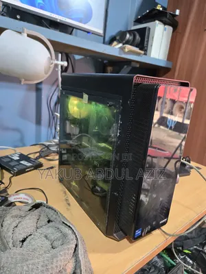 Desktop Computer Acer Predator Orion 3000 16GB Intel Core i5 SSD 1.5T