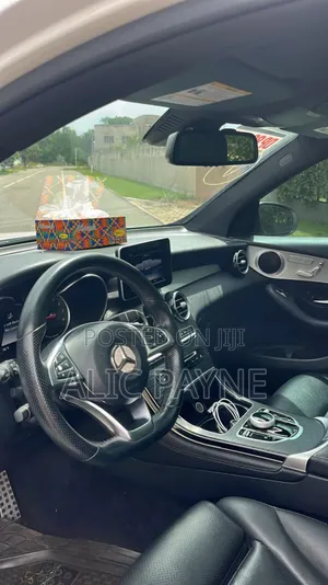 Mercedes-Benz GLC-Class 2019 White