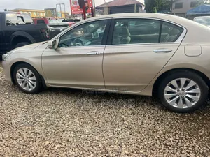 Honda Accord EX 4dr Sedan (2.4L 4cyl 6M) 2015 Gold