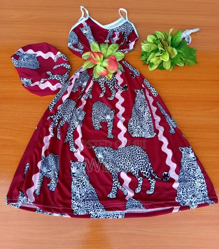 Bonnet and Gown Night Wear