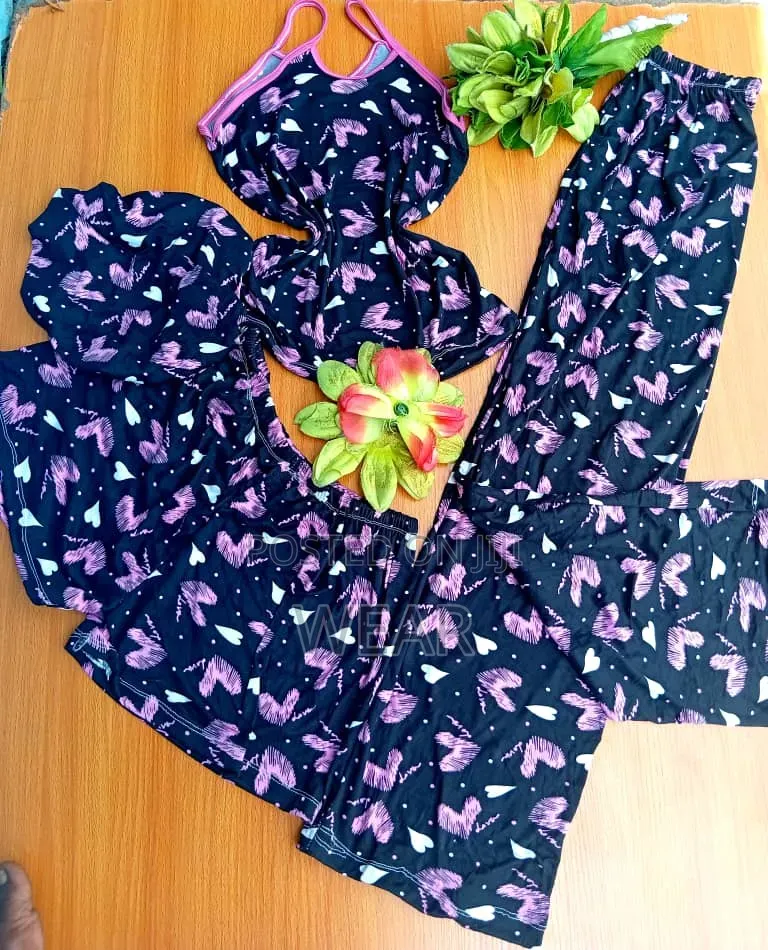 4 in 1 Nightwear
(
Bonnet ,Singlet,Shorts 
Trousers )
