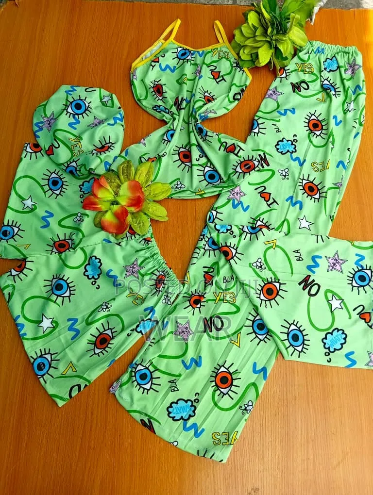 4 in 1 Nightwear
(
Bonnet ,Singlet,Shorts 
Trousers )