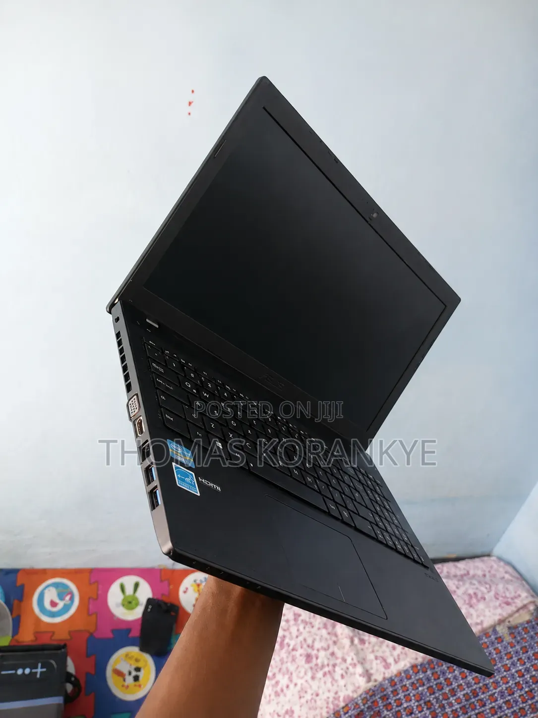 Laptop Asus ASUSPRO P2440UQ 8GB Intel Core i5 HDD 500GB