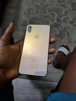 Apple iPhone XS Max 64 GB Rose Gold