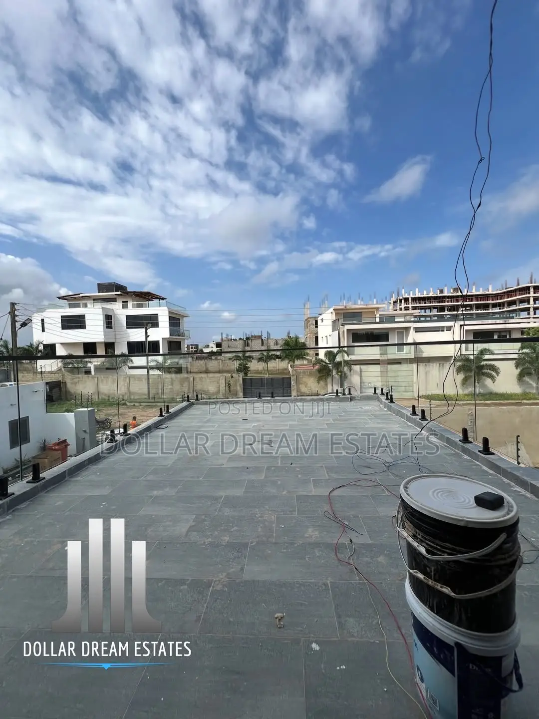 4bdrm Townhouse / Terrace in Airport Residential Area for rent