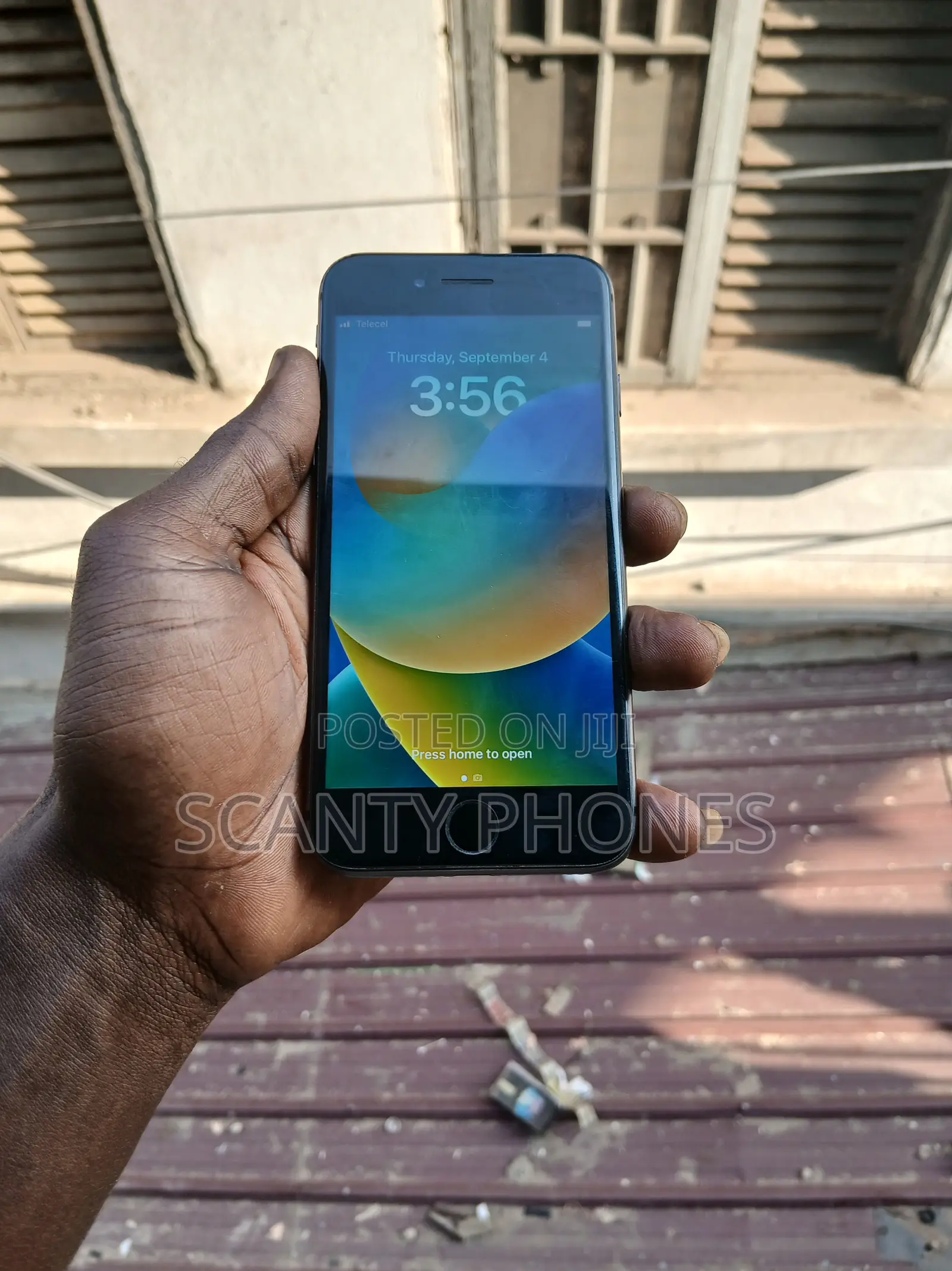 Apple iPhone 8 64 GB Black