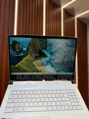 Laptop MSI MSI Sword 15 16GB Intel Core i7 SSD 512GB