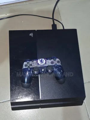 Playstation 4 With 5 Games Installed