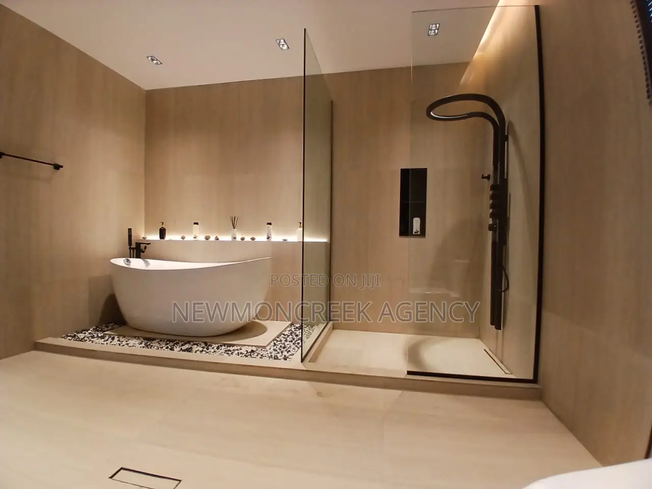 Furnished 5bdrm Duplex in With Pool East Legon, Accra Metropolitan