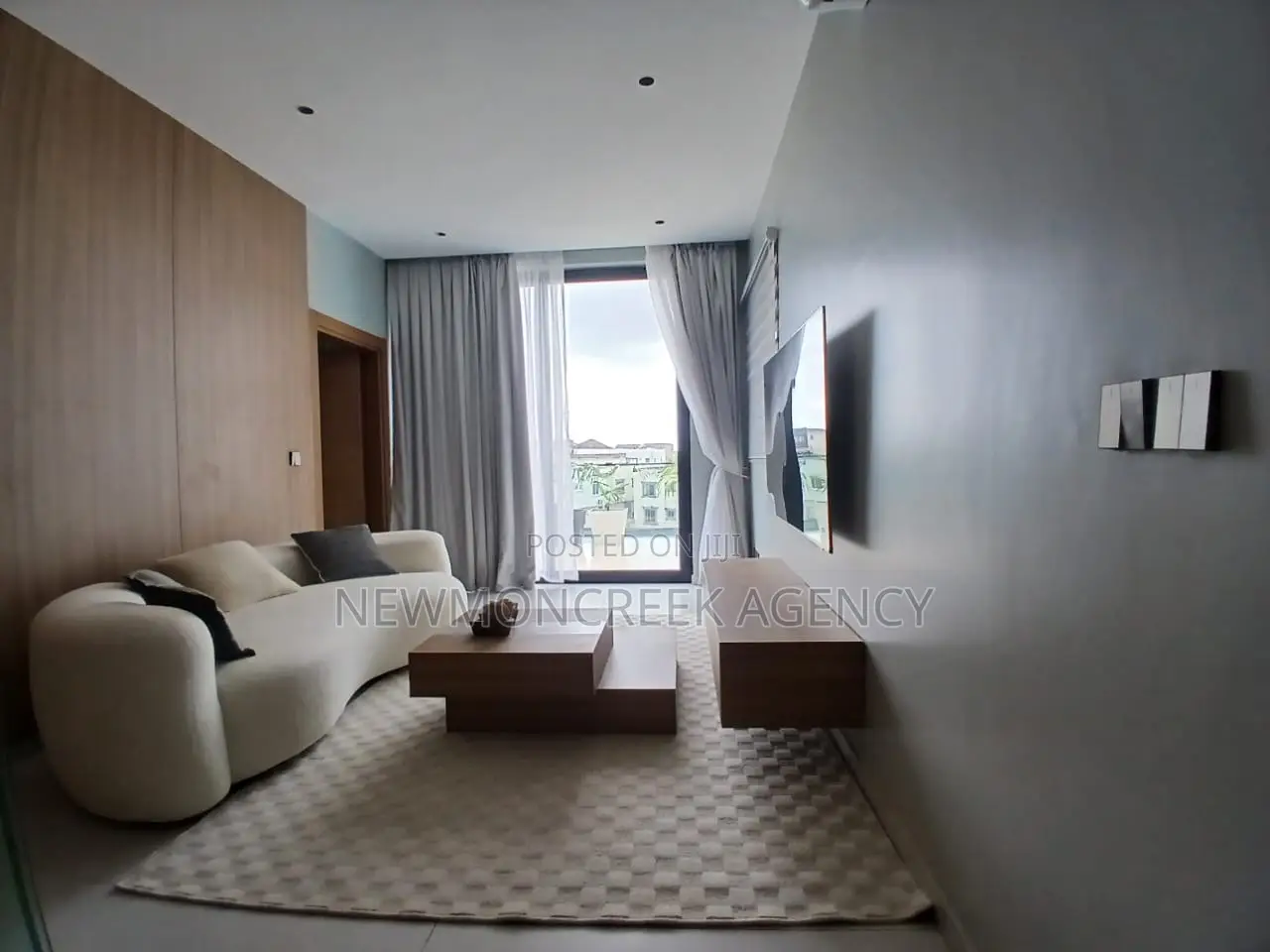 Furnished 5bdrm Duplex in With Pool East Legon, Accra Metropolitan