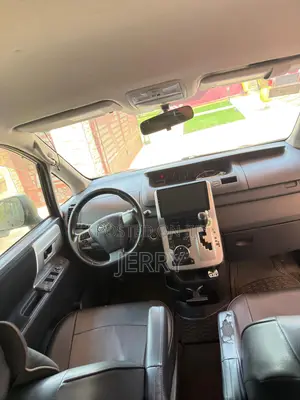 Toyota Voxy 2012 Black