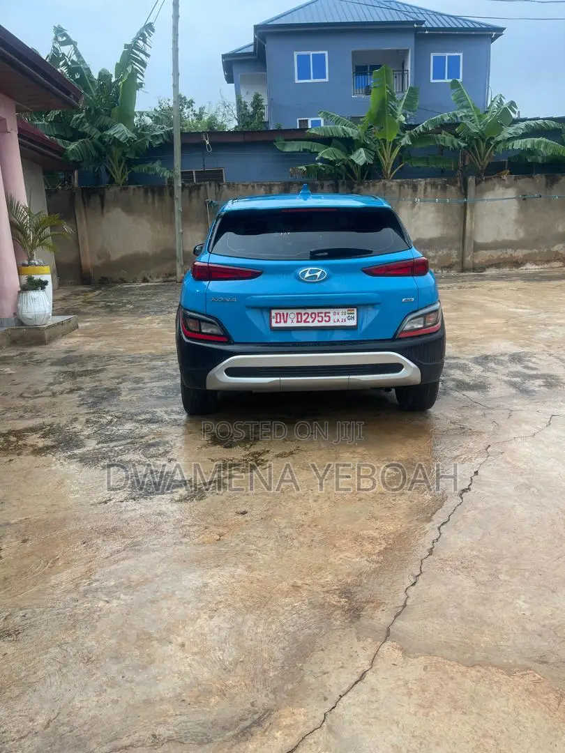 Hyundai Kona Limited 2022 Blue