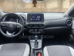 Hyundai Kona Limited 2022 Blue