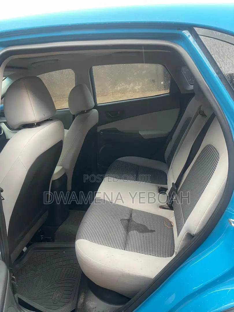Hyundai Kona Limited 2022 Blue