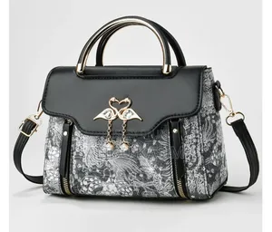 Luxurious Women Hand Bag