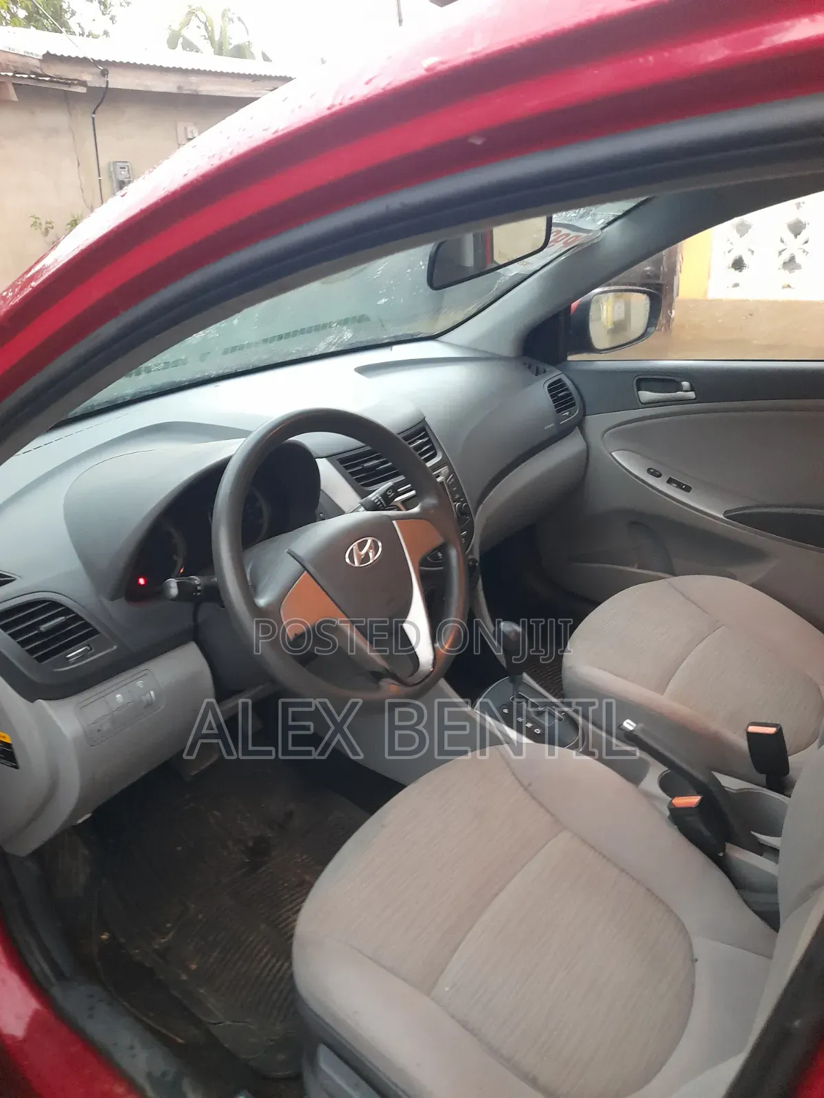 Hyundai Accent 2016 Red